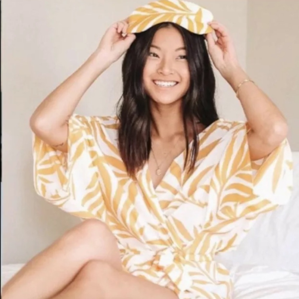 Maison Du Soir Magnolia Yellow Palm Robe & Eyemask